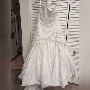 Sophia Tolli A Line Sweetheart White Strapless Wedding Dress Size 20
